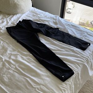 Like New Outdoor Voices Rec Trek Zip-Offs Black